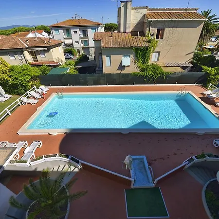 Aparthotel Tirreno Marina di Cecina