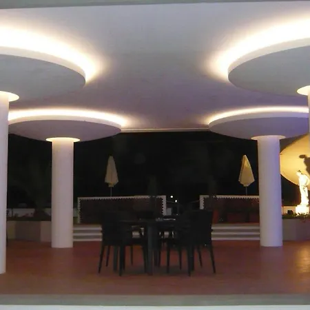 Aparthotel Tirreno Marina di Cecina