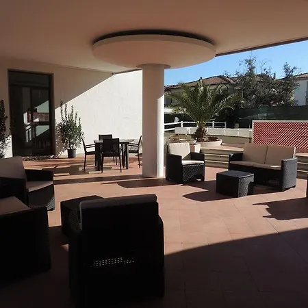 Aparthotel Tirreno 4*